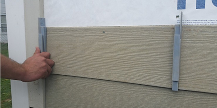 Stucco Siding: Essentials, Application, Pros & Disadvantages